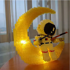 Astronaut Building Block