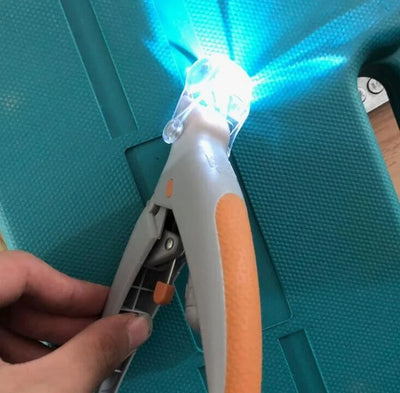 Cat Nail Clipper with LED Lighting